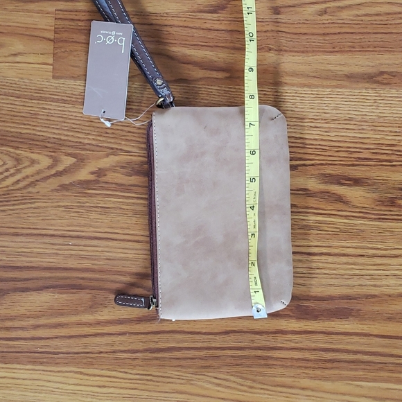 Wristlet - Picture 2 of 4